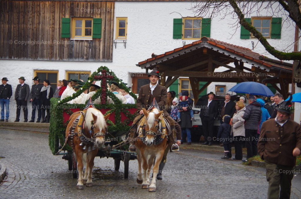IMGP9175 | fotografiert von Axel PollmannLeonhardi Wallfahrt Benediktbeuern und Murnau, Fronleichnam, Fasching, Landschaft im Loisachtal und Benediktbeuern  - Realisiert mit Pictrs.com