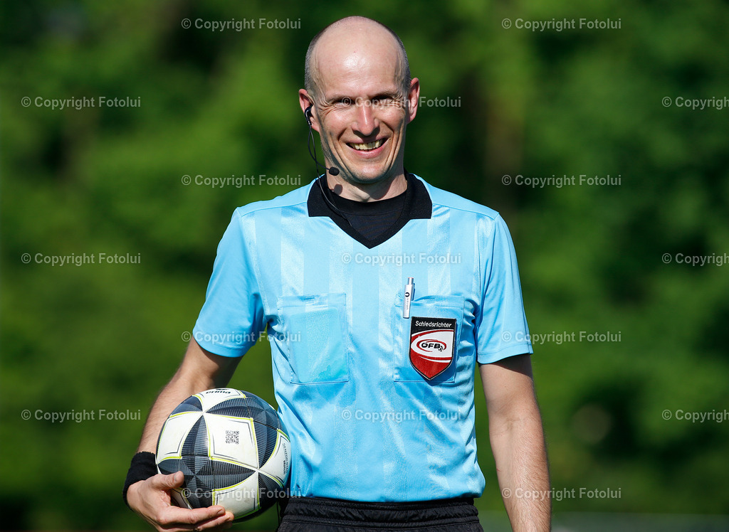 A_LUI_090526_16 | SPORT FUSSBALL LT1 OOE LIGA ASKOE OEDT 1B -UNION GSCHWAND 09.052026 IM BILD: SCHIEDSRICHTER ROMAN SMOLINSKI  FOTO: FOTOLUI