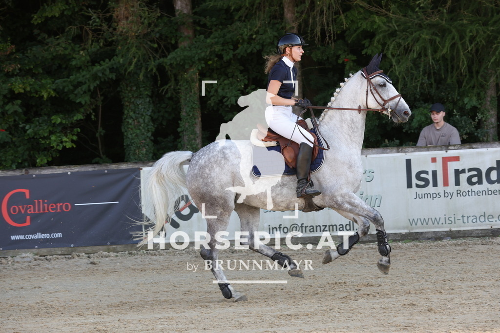 0P6A2134 | Willkommen bei Brunnmayr - Design & Fotografie – Ihrem Spezialisten für Reitturniere und Pferdeveranstaltungen in Oberösterreich, Salzburg und Bayern! Seit über 17 Jahren sind wir leidenschaftlich dabei.