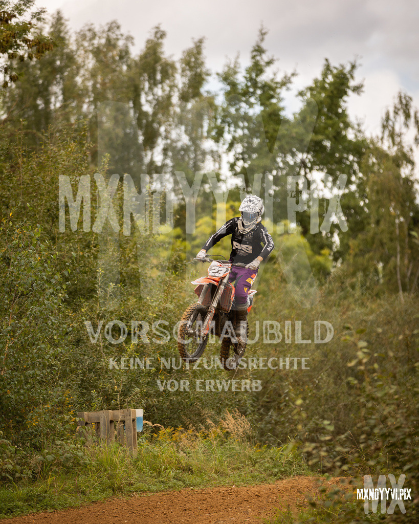 866A2450 | mxndyyvipix