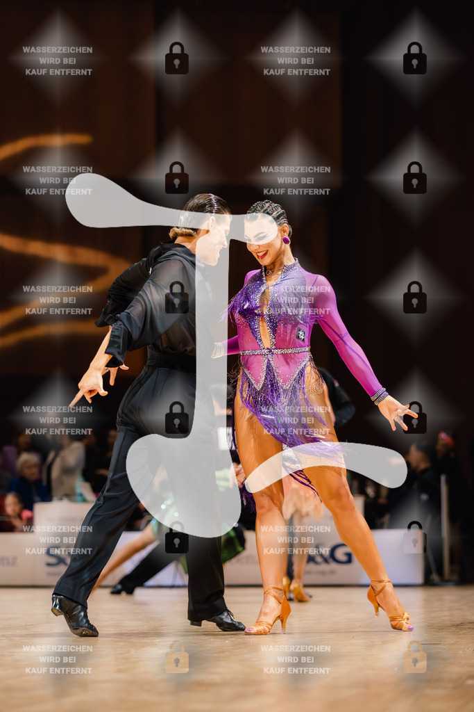 Goldstadtpokal 2025 - WDSF World Open Latin 14th (38) Einoras Degutis _ Ugne Bliujute (Lithuania)-2025-01-25-7897 | Webshop for digital downloads and prints of dance sport, event & show photographer Julian Link - Realisiert mit Pictrs.com