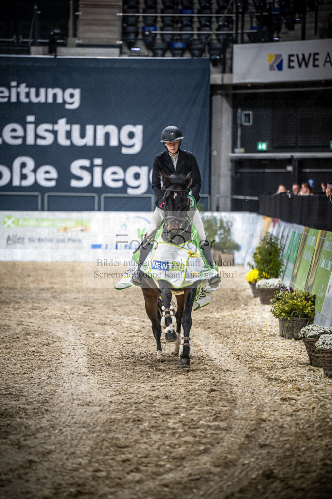 DOS_0128 | Entdecke hochwertige Reitturnierfotos von Foto Oger. Professionell, emotional und authentisch – jetzt Lieblingsmomente im Shop bestellen.Deutschlandweite Turnierfotografie. - Realisiert mit Pictrs.com