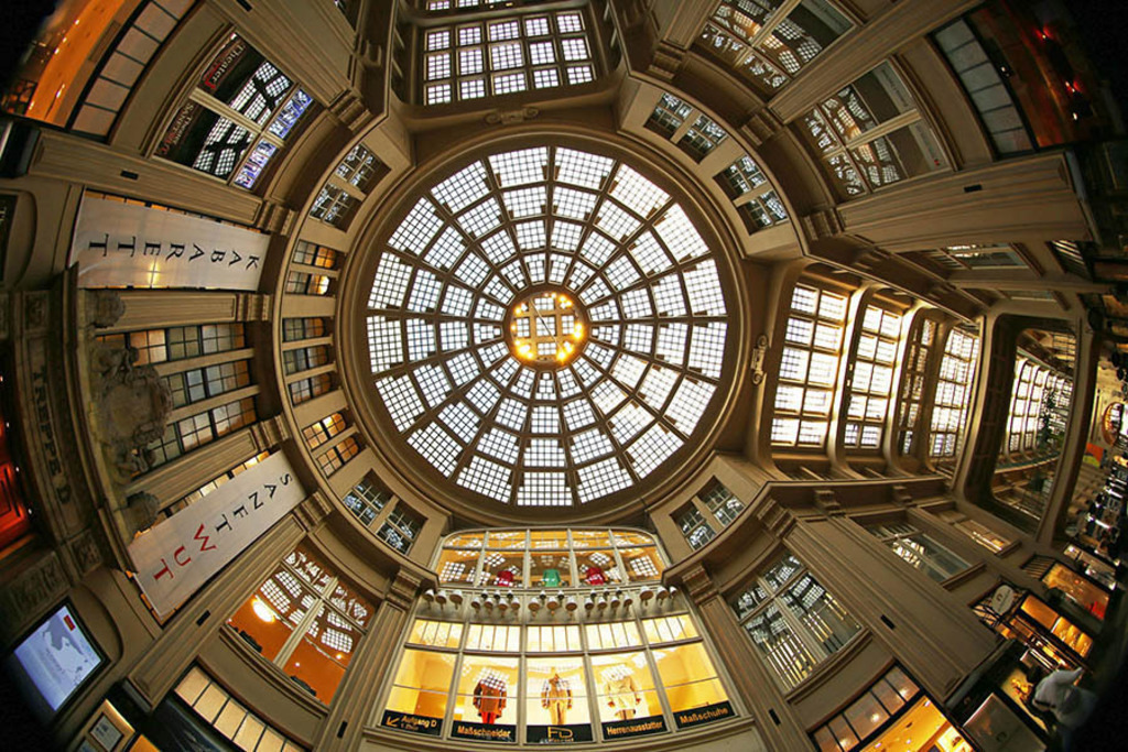 Foto: Leipzig - Mädler Passage | Das Team hinter BILDLEXIKON LEIPZIG bündelt historische wie aktuelle Informationen über die Stadt Leipzig in Text und Bild auf einer Plattform und stellt diese der interessierten Öffentlichkeit zur Verfügung.