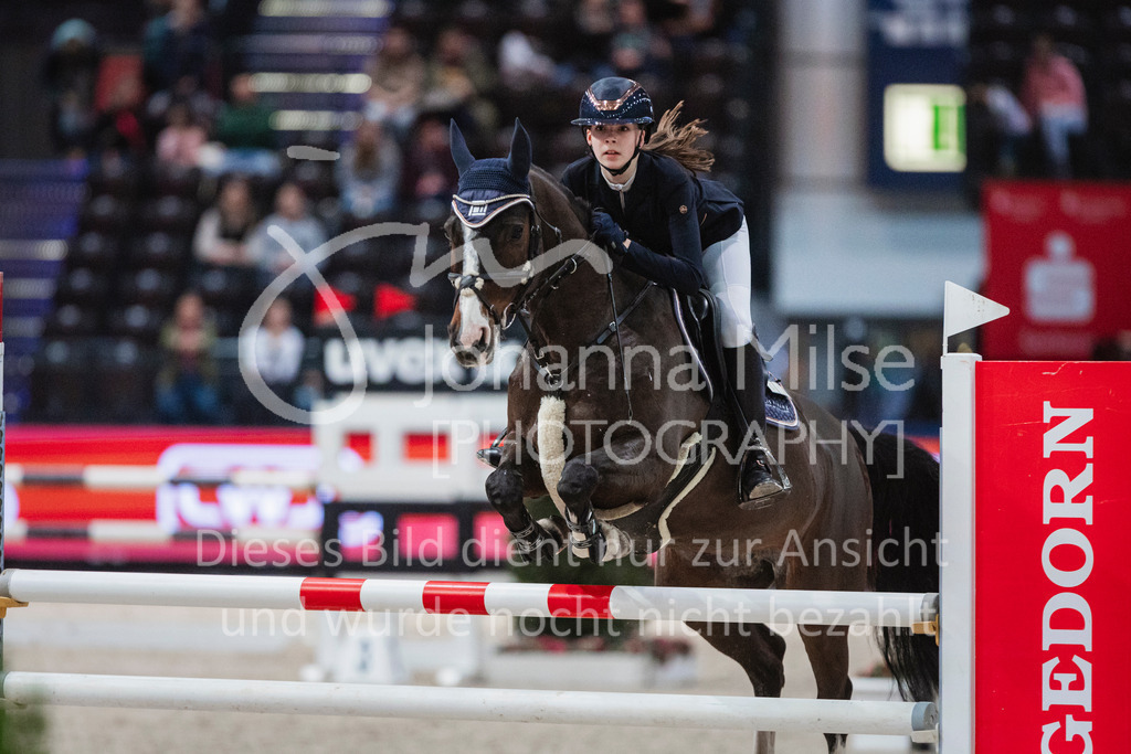 240119_Leipzig_PonyTrophy-602 | Deine schönsten Turniermomente als professionelle Fotos! Entdecke hochwertige Pferdesport-Fotografie im Online-Shop. Jetzt Fotos finden & bestellen!