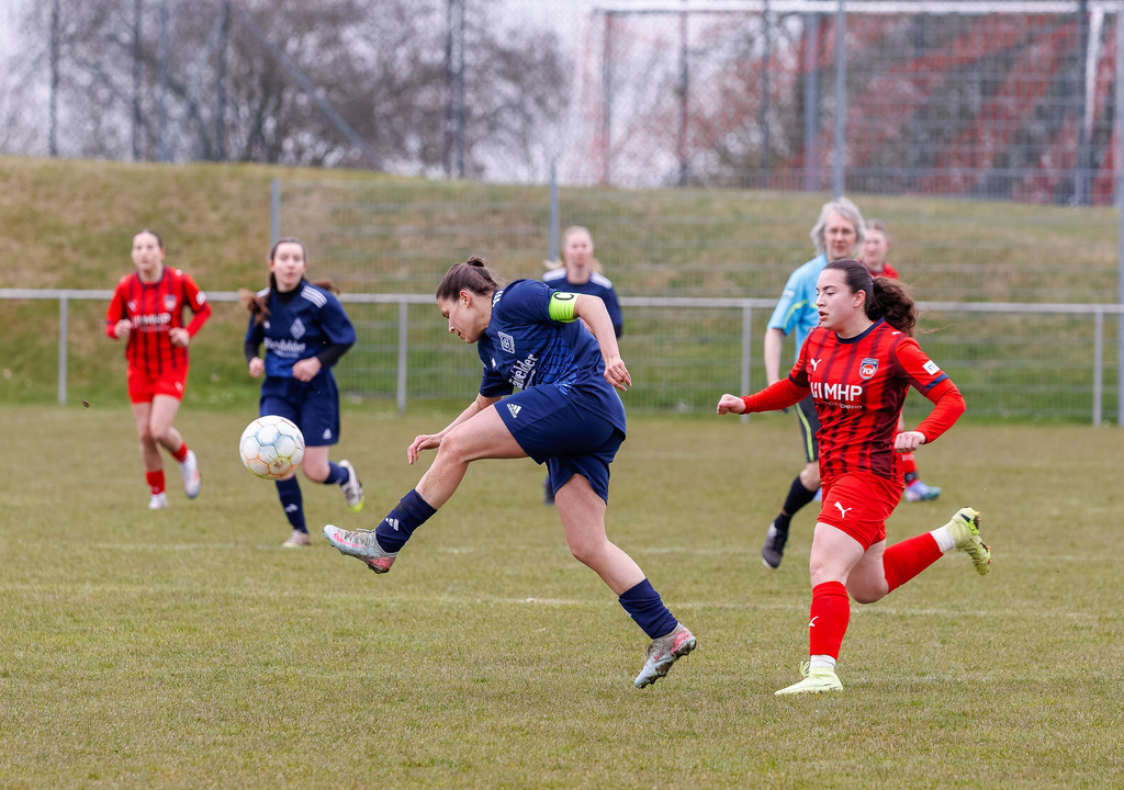 HÄRFCH_260404_3-19 | FC Härtsfeld 03 vs. 1.FC Heidenheim 1846 II, Fußball, Frauen, Bezirksliga, 2025/2026, 11. Spieltag, 04.04.2026 in Dunstelkingen (Foto: Michael Bulling) - Realisiert mit Pictrs.com