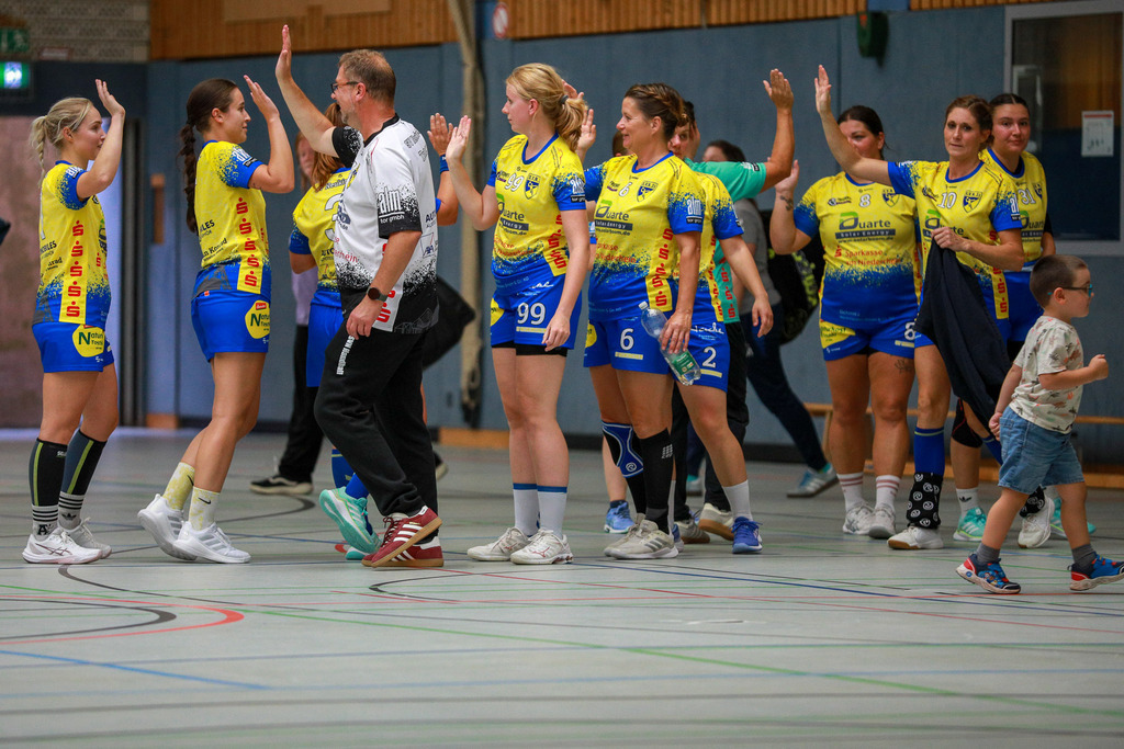 Lobberich-Neukirchen310825_052 | Bildergalerie von Sport-Ereignissen aber auch von weiteren spannenden Dingen - nicht nur vom Niederrhein. In Anlehnung an den bekannten Spruch von Hanns Dieter Hüsch heißt das Motto: "Niederrhein ist überall".  - Realisiert mit Pictrs.com