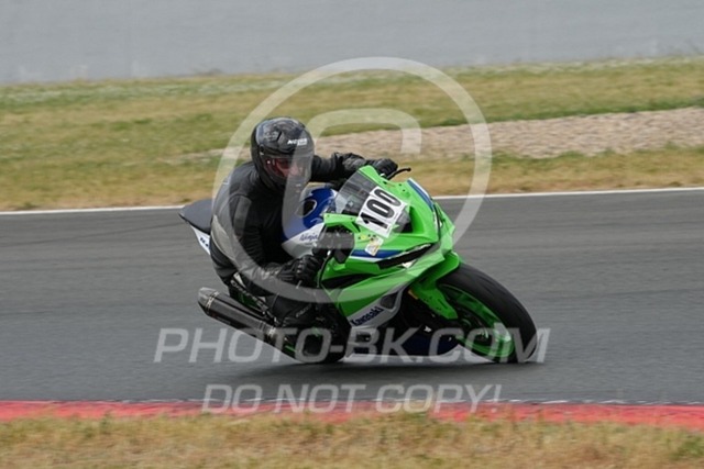 2024_05_17_PBK_23133 | Sportfotografie; SlowMotion; Video; Rennstrecke; Hafeneger; Speer; Racing; RSE; BMW; CBO; Trackday; Motorsportarena; Hockenheimring; Brno; Most; Barcelona; Valencia