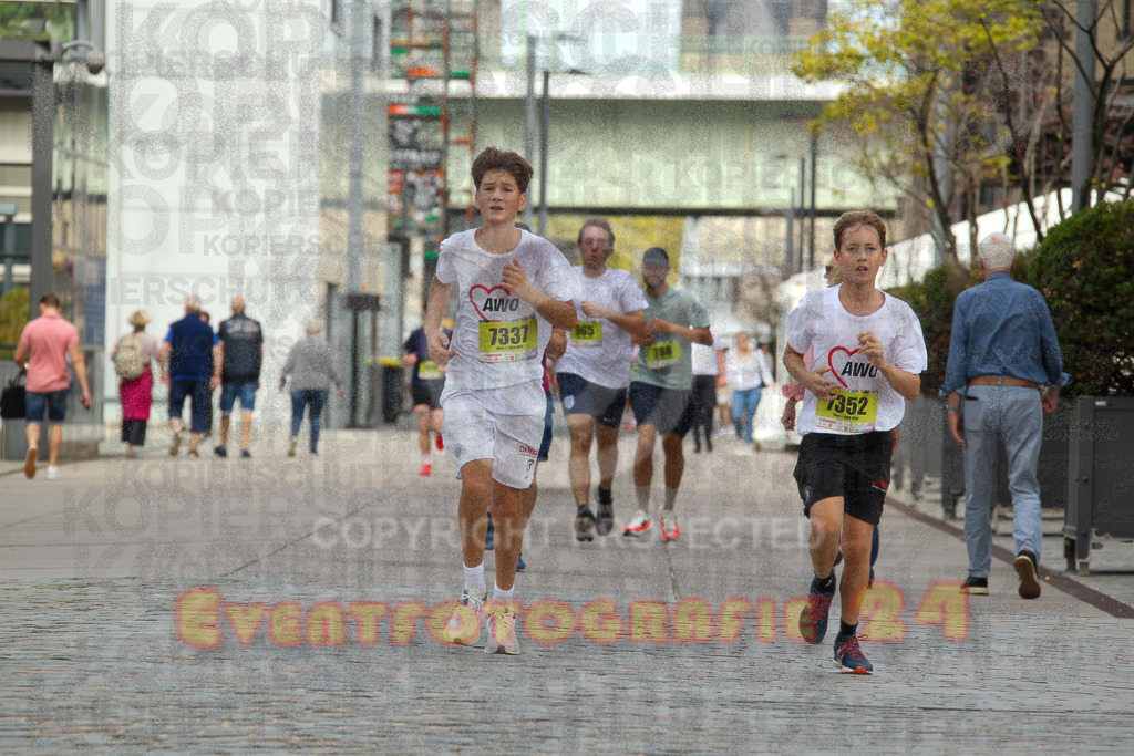250920_1323_EV4_5400 | Sportfotografie im Rhein-Sieg Kreis, Köln, Bonn, NRW, Rheinland Pfalz, Hessen, etc. Unser Tätigkeitsfeld umfasst den Laufsport vom Volkslauf über den Marathon, Duathlon, Triathon bis zum Ultralauf wie Kölnpfad Ultra oder Schindertrail.