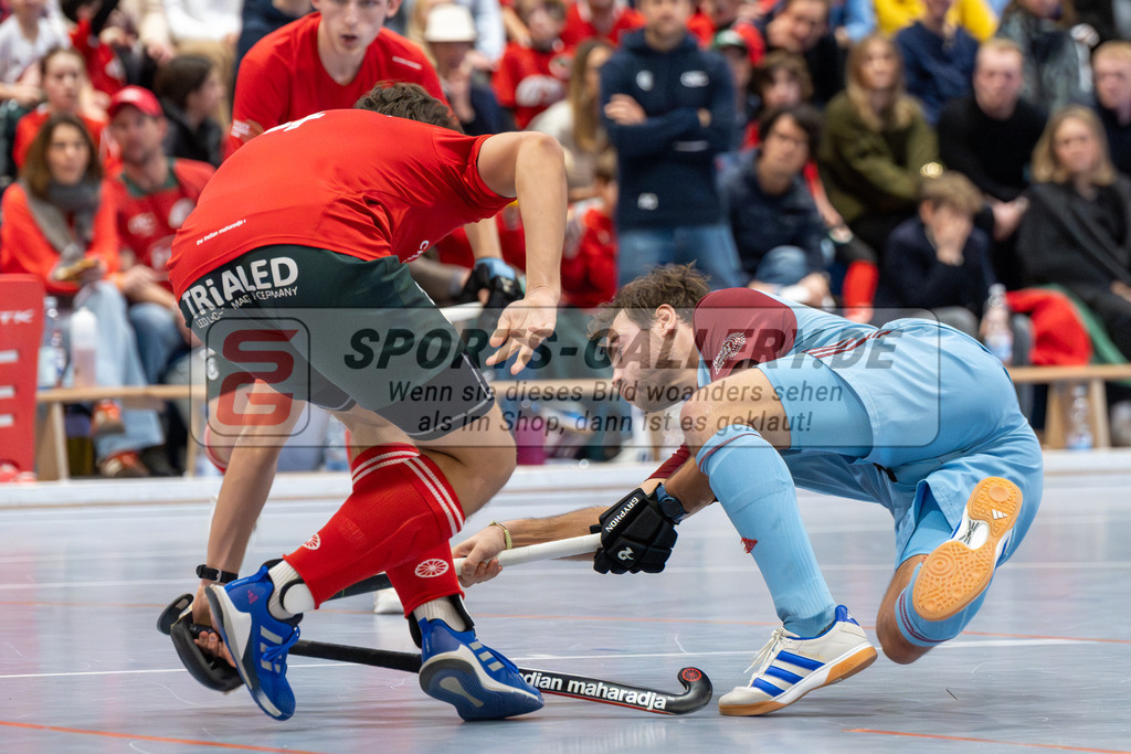 SFE_20260131_0098 | Mönchengladbach, Deutschland, 31.01.26: Hallenhockey 1. Bundesliga Herren Playoff zwischen Crefelder HTC - UHC Hamburg im GHTC Halle am 31.01.2026 in Mönchengladbach, Deutschland. (Foto von Stephan Fehrmann)Mönchengladbach, Germany, 31.01.26: Hallenhockey 1. Bundesliga Herren Playoff between Crefelder HTC - UHC Hamburg in GHTC Halle at 31.01.2026 in Mönchengladbach, Deutschland. (Foto from Stephan Fehrmann)