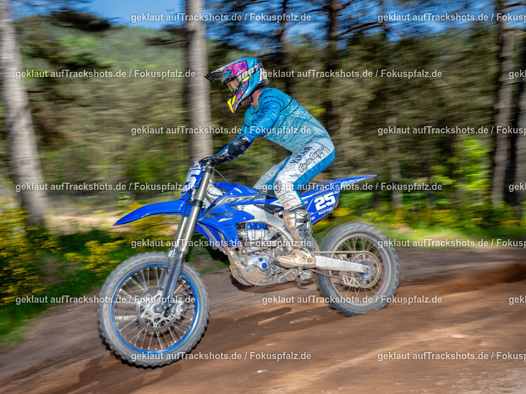 Fischbach-76 | Trackshots.de / Fokuspfalz.de - Realisiert mit Pictrs.com