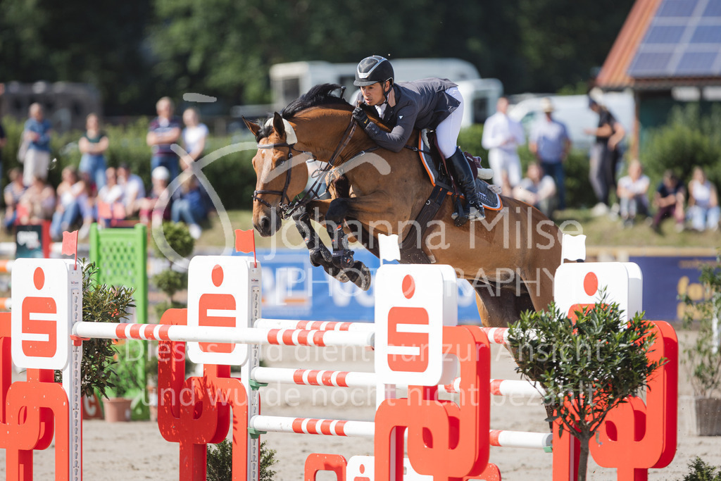220611_LüPfSpTa_GroßerPreis-670 | Lützower Pferdesporttage
Springprfg.Kl.S m.St.**
Großer Preis
11.06.2022