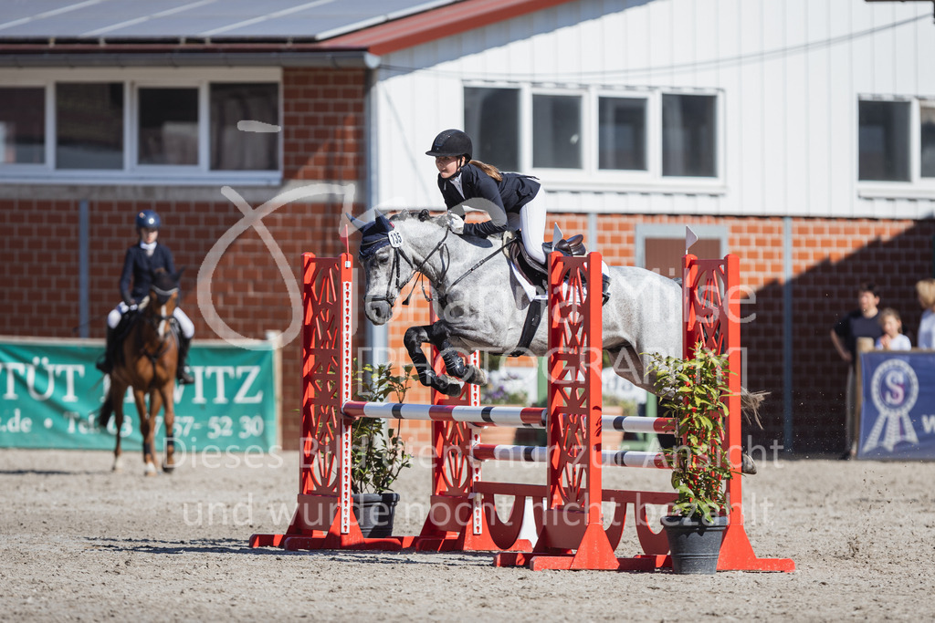 230610_Mühlen_StilA1-519 | Deine schönsten Turniermomente als professionelle Fotos! Entdecke hochwertige Pferdesport-Fotografie im Online-Shop. Jetzt Fotos finden & bestellen!