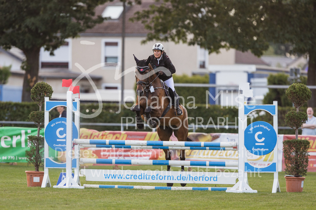 230713_LC_StilA-906 | Deine schönsten Turniermomente als professionelle Fotos! Entdecke hochwertige Pferdesport-Fotografie im Online-Shop. Jetzt Fotos finden & bestellen!
