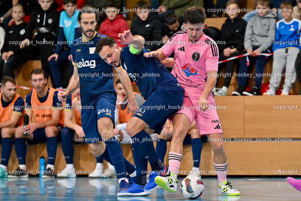 Carinthia Flamengo Futsal Club vs. Futsal Klagenfurt | #2 Nikola Jandric Futsal Klagenfurt, #15 Vahid Muharemovic Futsal Klagenfurt, #17 Hasan Kupinic Carinthia Flamengo, Carinthia Flamengo Futsal Club vs. Futsal Klagenfurt, Carinthia Flamengo Futsal Club vs. Futsal Klagenfurt am 01.12.2024 in Klagenfurt (Ballspielhalle Viktring), Austria, (Photo by Bernd Stefan)