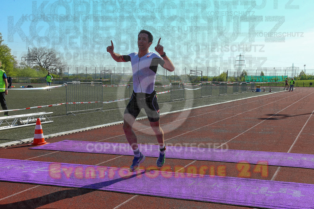 220424_1042_EX1_4076 | Sportfotografie im Rhein-Sieg Kreis, Köln, Bonn, NRW, Rheinland Pfalz, Hessen, etc. Unser Tätigkeitsfeld umfasst den Laufsport vom Volkslauf über den Marathon, Duathlon, Triathon bis zum Ultralauf wie Kölnpfad Ultra oder Schindertrail.