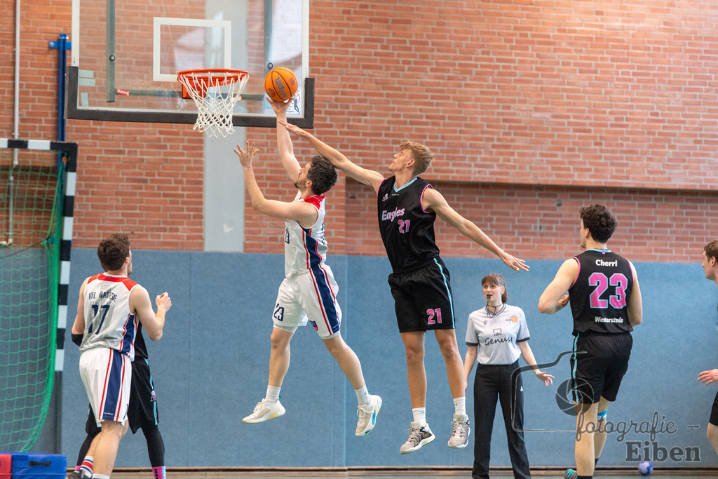 VFL Rastede-Westerstede 3 | VFL Rastede (weiß)-Westerstede 3 (schwarz) am 22.02.2026 in Rastede (Sporthalle); Photo: Philip Eiben 2025 - Realisiert mit Pictrs.com