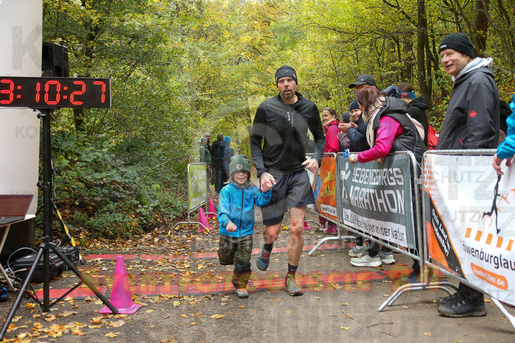 251026_1312_EX1_2831 | Sportfotografie im Rhein-Sieg Kreis, Köln, Bonn, NRW, Rheinland Pfalz, Hessen, etc. Unser Tätigkeitsfeld umfasst den Laufsport vom Volkslauf über den Marathon, Duathlon, Triathon bis zum Ultralauf wie Kölnpfad Ultra oder Schindertrail.