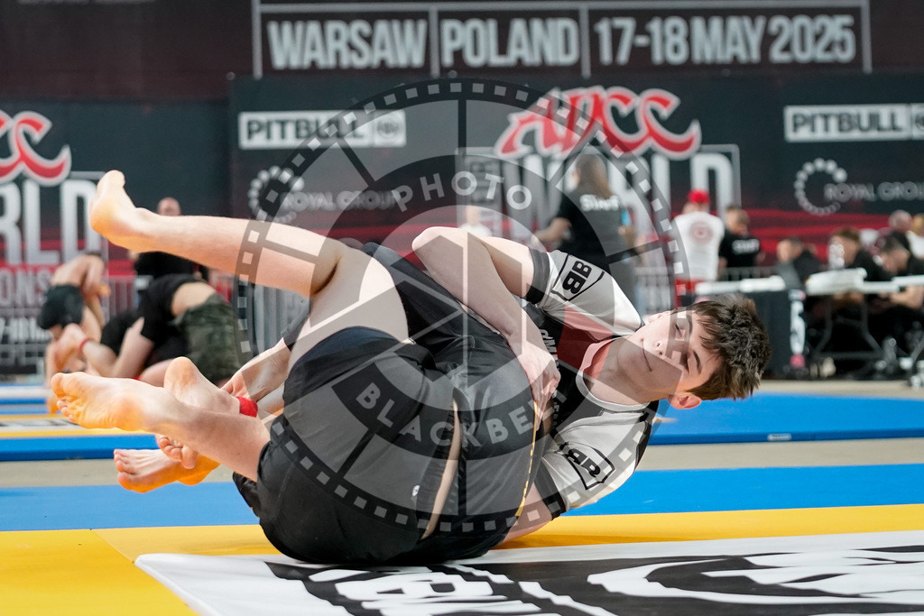 20250518PBB0398 | Athletes compete during the second day of the ADCC Amateur World Championship on May 18, 2025 in Warsaw, Poland. © Chiara Dazi / photoblackbelt