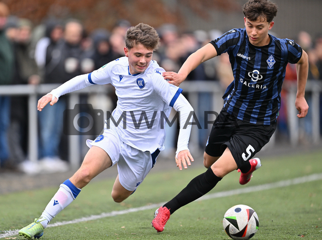 Fussball I Herren I Saison 2025-2026 I Bundesliga I 6. Spieltag I Eintracht Frankfurt - FC Bayern München  | MWMARA - Realisiert mit Pictrs.com