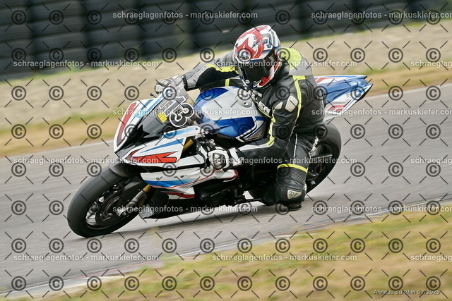 25bt05-1553 | markuskiefer.com - Realisiert mit Pictrs.com