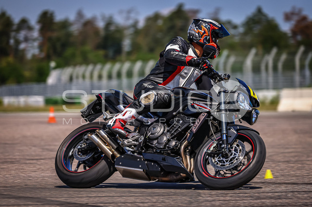 0070-240609_HR-002_70 | Deine Full-Service-Agentur für ✔️Videoproduktionen und ✔️Motorsportfotografie Jetzt Angebot anfragen!