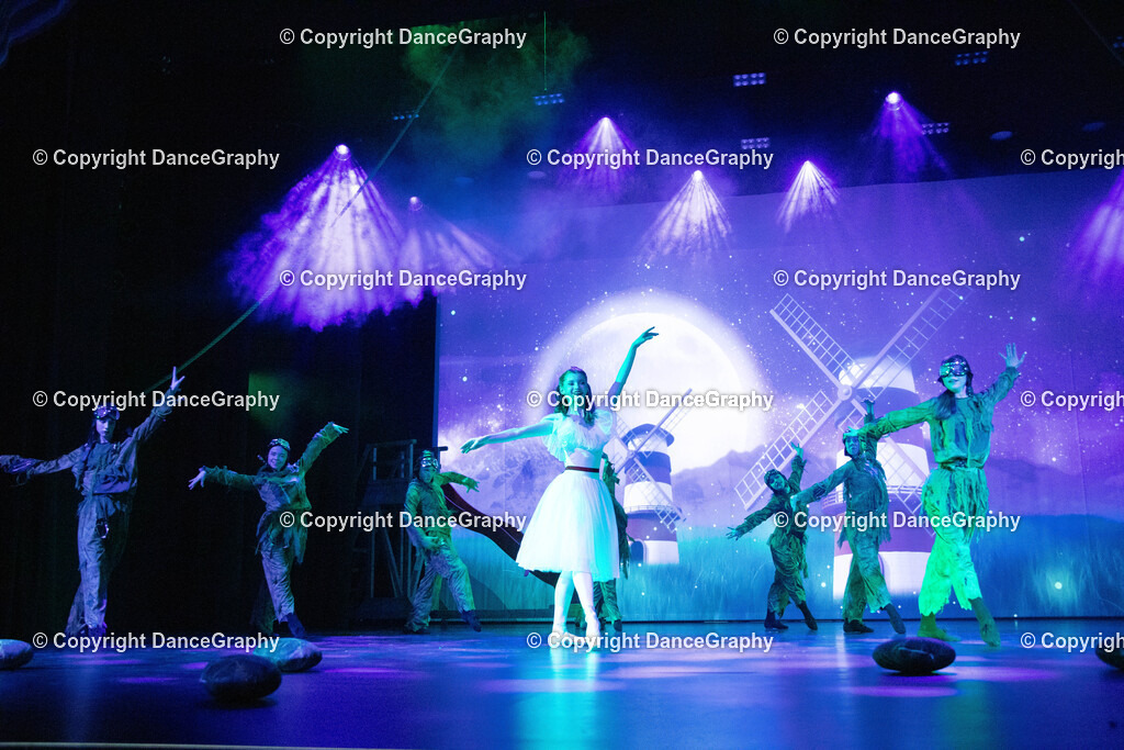 GPHY2911 | DanceGraphy - Realisiert mit Pictrs.com