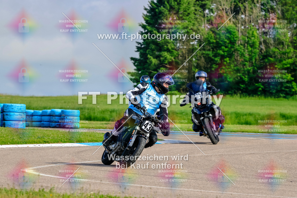 MotoTeam-8376 | Hier findet Ihr Bilder von Touristenfahrten auf der Nürburgring Nordschleife oder von anderen Veranstaltungen die ich besucht habe. Viel Spass beim Durch Schauen 