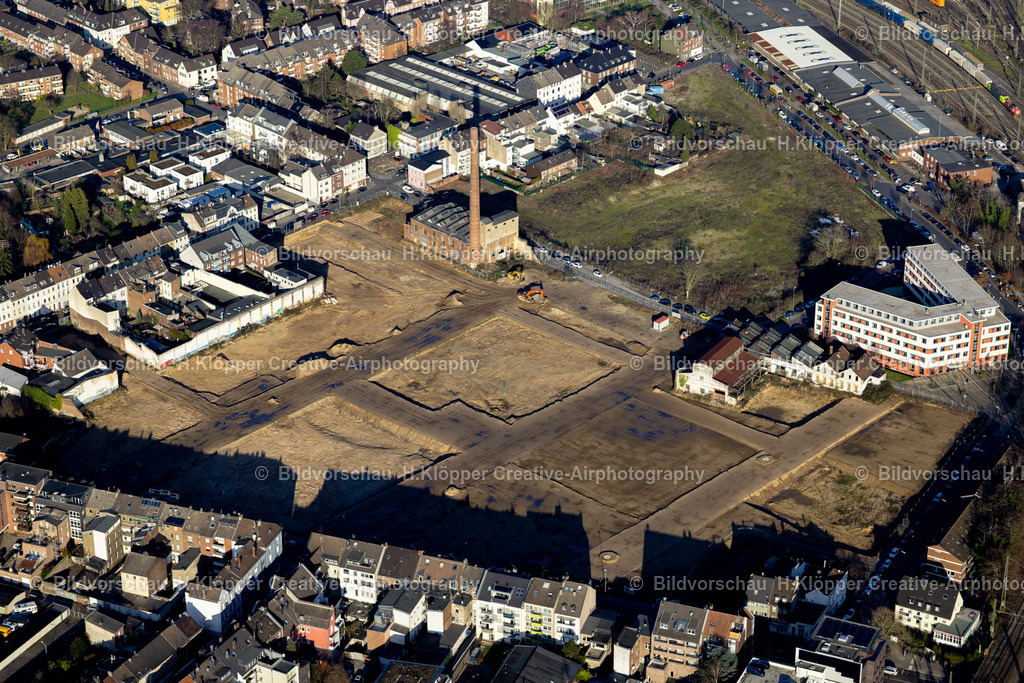 Luftbild Neuss-8938 | Luftbildfotografie Luftbild Gebäude- Ensemble- Baustellen zum Neubau eines Stadtquartiers " „Grüne Furth“ " an der Weißenberger Weg, Further Straße in Neuss im Bundesland Nordrhein-Westfalen, Deutschland - Realized with Pictrs.com
