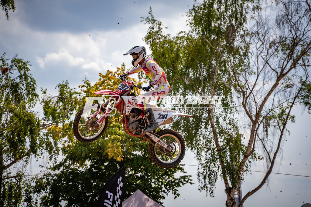 DSC08105 | fourtyeightmedia - Realisiert mit Pictrs.com