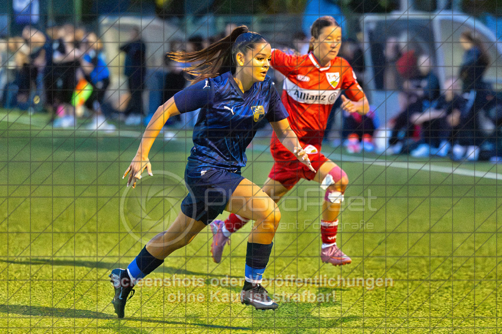 20261007_190207_0055-Bearbeitet_(c)_by_PhotoPeet | #,ASV Spartania Eislingen (blau) vs. VFB Stuttgart (rot), Fußball, Verbandspokal der B-Juniorinnen,  Saison 2026/2027, Kunstrasenplatz, Öschhalle, 73054 Eislingen, 07.10.2026 - 18:30 Uhr,Foto: PhotoPeet / Sport- &amp; Eventfotografie / Peter Harich