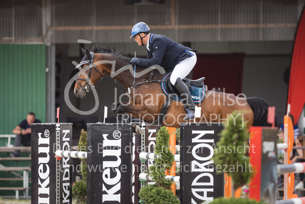 220611_LüPfSpTa_M2-Spr-443 | Lützower Pferdesporttage
Springprüfung Kl. M**
11.06.2022