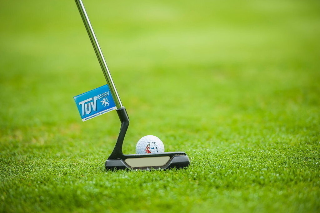 Arkadius_Commercials_065 | Mein Name ist Arkadius. Ich fotografiere Ihre Hochzeit in Frankfurt und im Umkreis von 200 km. Als Fotograf bin ich noch bekannt im Bereich Business- und Modefotografie.