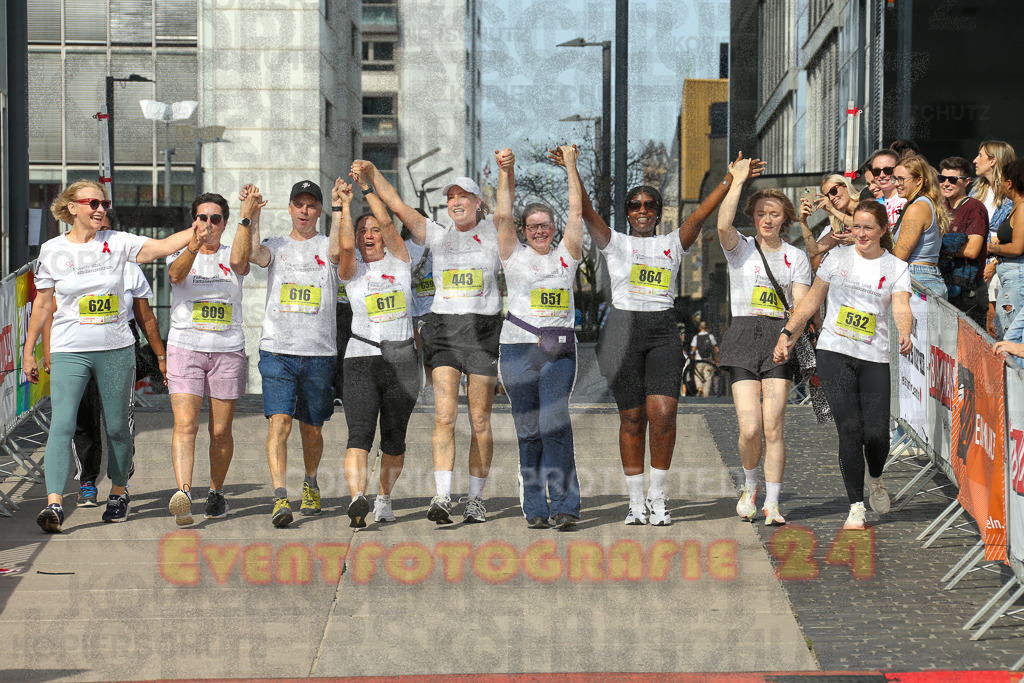250920_1356_EX1_7138 | Sportfotografie im Rhein-Sieg Kreis, Köln, Bonn, NRW, Rheinland Pfalz, Hessen, etc. Unser Tätigkeitsfeld umfasst den Laufsport vom Volkslauf über den Marathon, Duathlon, Triathon bis zum Ultralauf wie Kölnpfad Ultra oder Schindertrail.