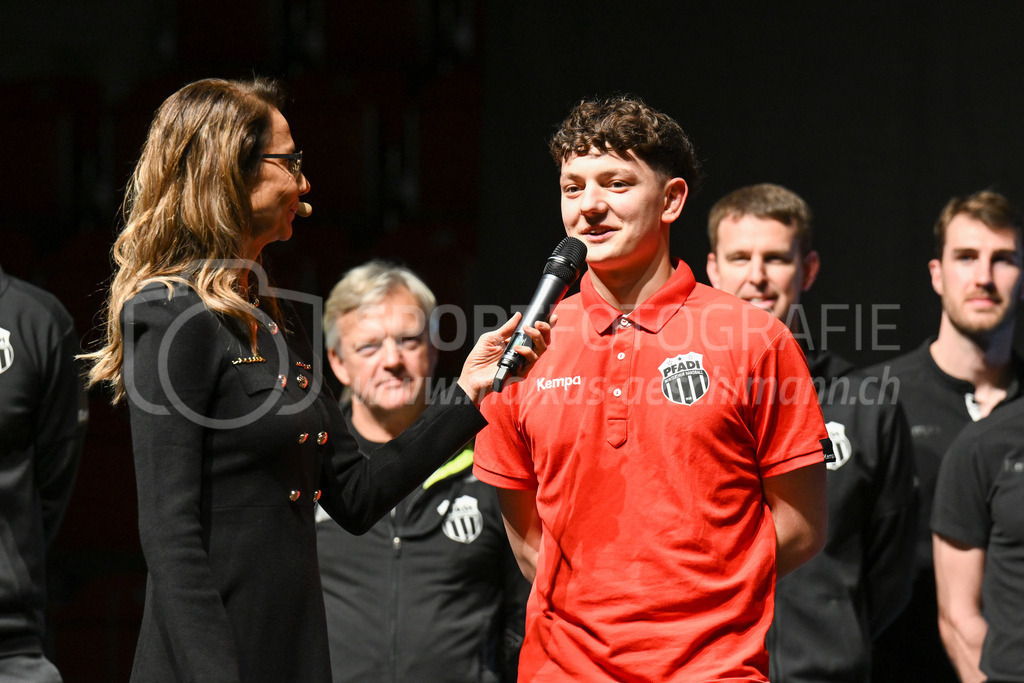 Winterthurer Sportehrung - 23. Februar 2023 | Winterthurer Sportehrung
AXA Arena, Winterthur
Alession Lioi von Pfadi Winterhur NLA und U19 Elite (Handball).
Bild: Sportfotografie Markus Aeschimann | www.markus-aeschimann.ch - Realisiert mit Pictrs.com