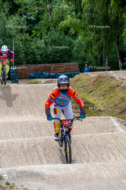 BayBMX2026-05465 | Fotogalerie von Thomas Dettweiler mit Eventbildern und lizenzfreien Fotos. Perfekt als Wandbild, für Büro, Website oder private Nutzung. - Realisiert mit Pictrs.com