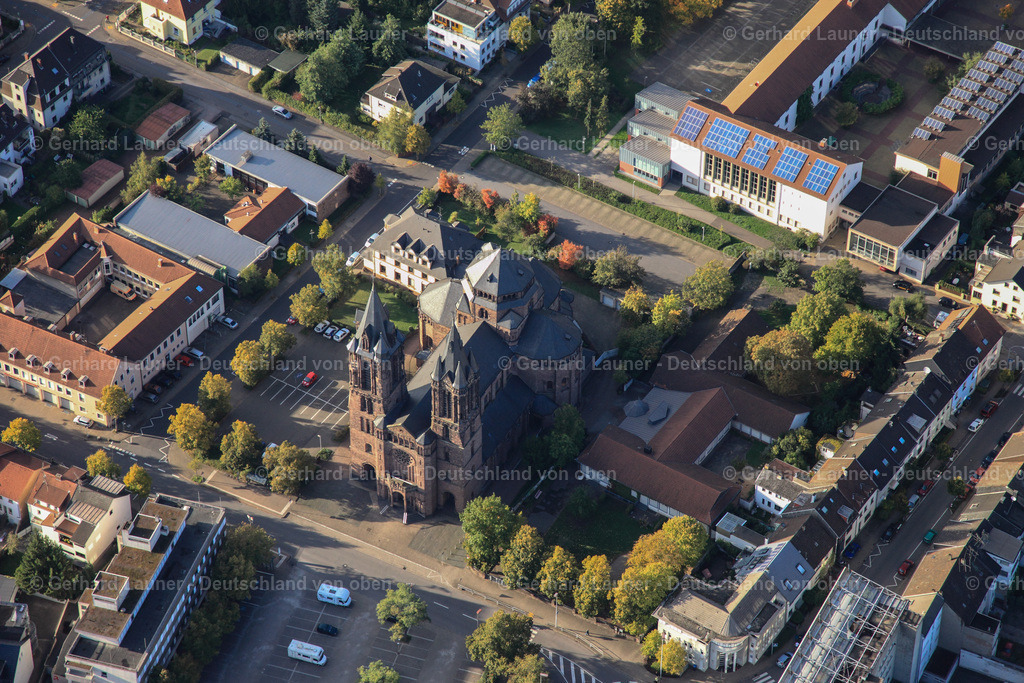 3070558 | Hl. Sakrament, Pfarrkirche der Pfarrei Sankt Odilia Dillingen/Saar
