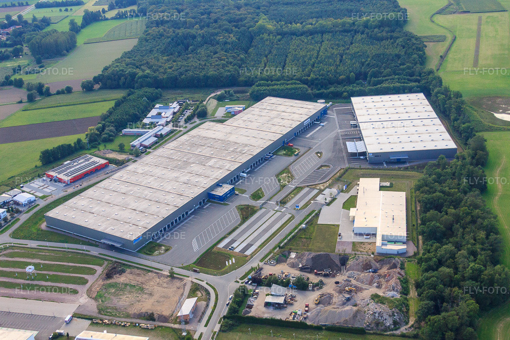 Luftbild: ZUFALL logistics group - Niederlassung Kandel und STS Group im Gewerbegebiet Horst im Ortsteil Minderslachen in Kandel im Bundesland Rheinland-Pfalz in Deutschland. Foto: IMG_44907.jpg vom 03.09.2011 durch Werner Riehm/FLY-FOTO.deZUFALL.DE