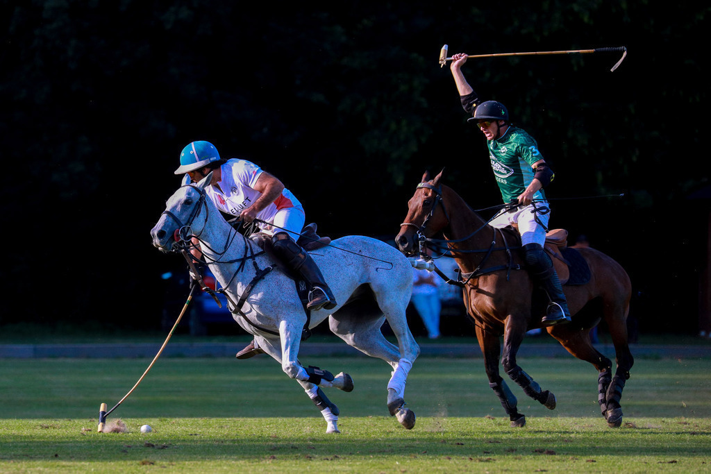 3_FreiluftmanufakturVsLandRover_200525_094 | Bildergalerie von Sport-Ereignissen aber auch von weiteren spannenden Dingen - nicht nur vom Niederrhein. In Anlehnung an den bekannten Spruch von Hanns Dieter Hüsch heißt das Motto: "Niederrhein ist überall".  - Realisiert mit Pictrs.com