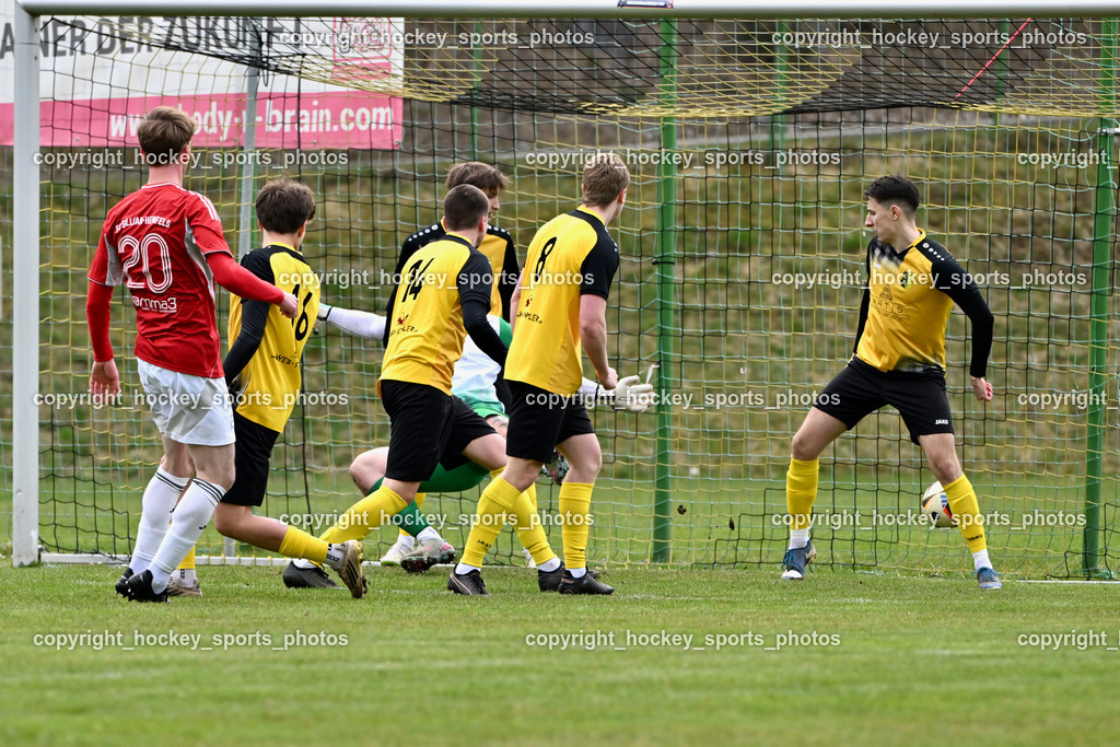 SV Arnoldstein vs. FC Union Sillian-Heinfels | #20 Marco Ortner FC Sillian, Tor FC Sillian, #16 Justin Galli SV Arnoldstein, #14 Edis Sehic SV Arnoldstein, #8 Ruairidh James Johnson SV Arnoldstein, #5 Dino Benic SV Arnoldstein, SV Arnoldstein vs. FC Union Sillian-Heinfels, SV Arnoldstein vs. FC Union Sillian-Heinfels am 29.03.2026 in Arnoldstein (Waldparkstadion Arnoldstein), Austria, (Photo by Bernd Stefan)
