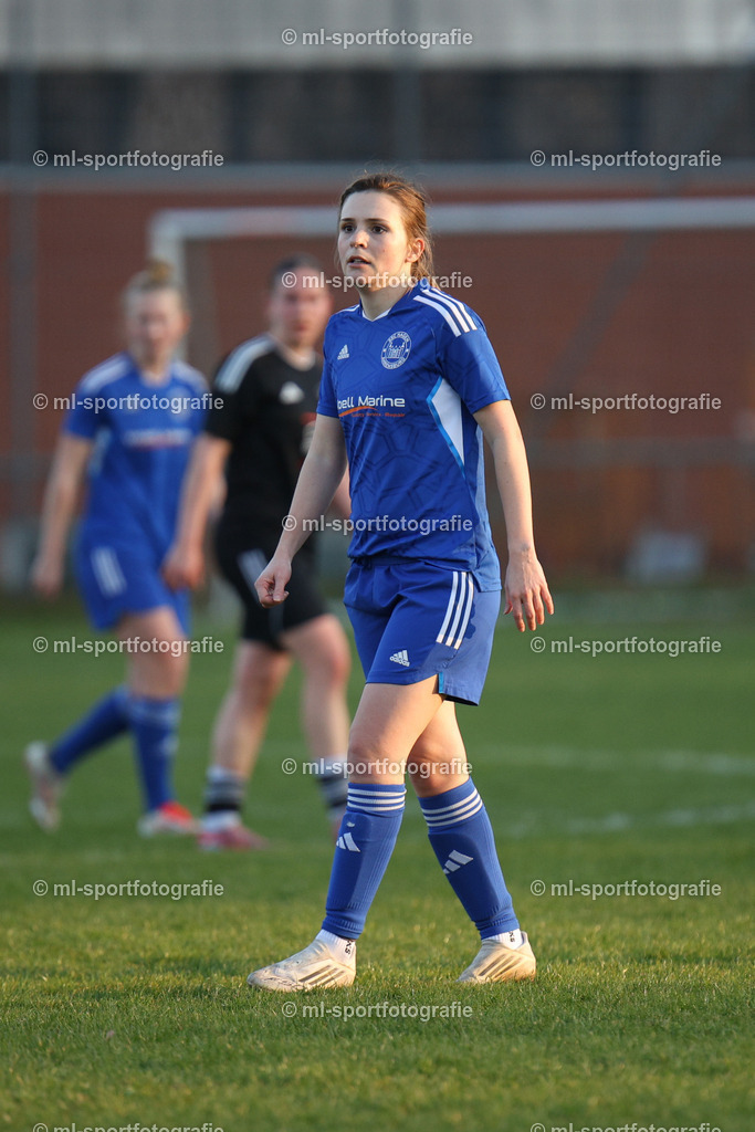 Fußball I Frauen I Saison 2025/2026 I Oberliga Schleswig-Holstein I 14. Spieltag I Merkur Hademarschen - SSC Hagen Ahrensburg | ml-sportfotografie - Realisiert mit Pictrs.com