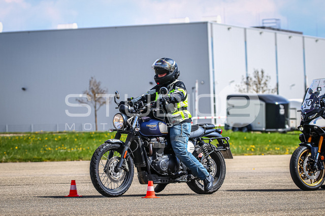 0011-260419_NOE-006_11 | Deine Full-Service-Agentur für ✔️Videoproduktionen und ✔️Motorsportfotografie Jetzt Angebot anfragen!