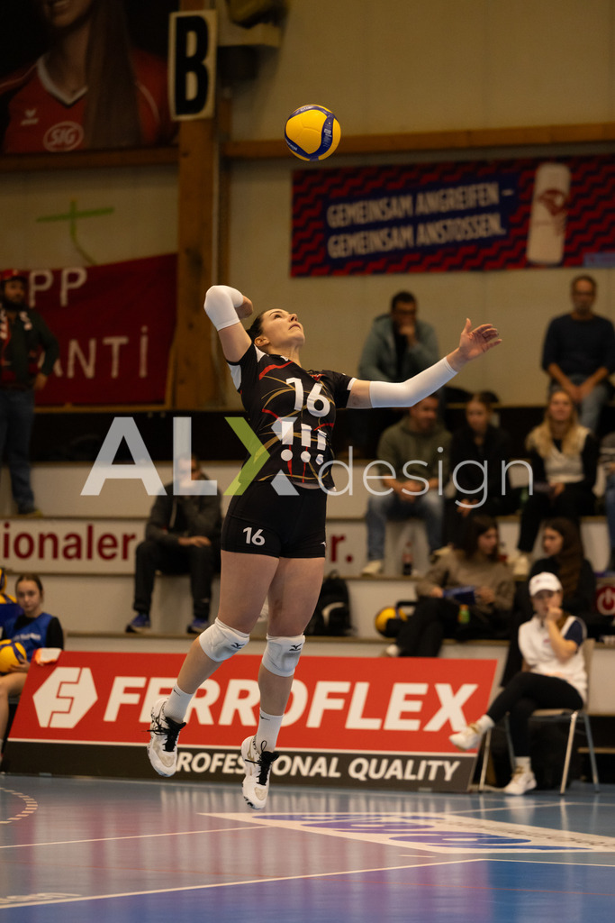 Volleyball I Frauen I Saison 2025-2026 I CEV Volleyball Challenge Cup 2026 | Women I 16th Finals I VC Kanti Schaffhausen - TJ Ostrava I 03.12.2025 | TJ Ostrava - 16 Michaela Drozdová (CZ) – Mittelblock - Realisiert mit Pictrs.com