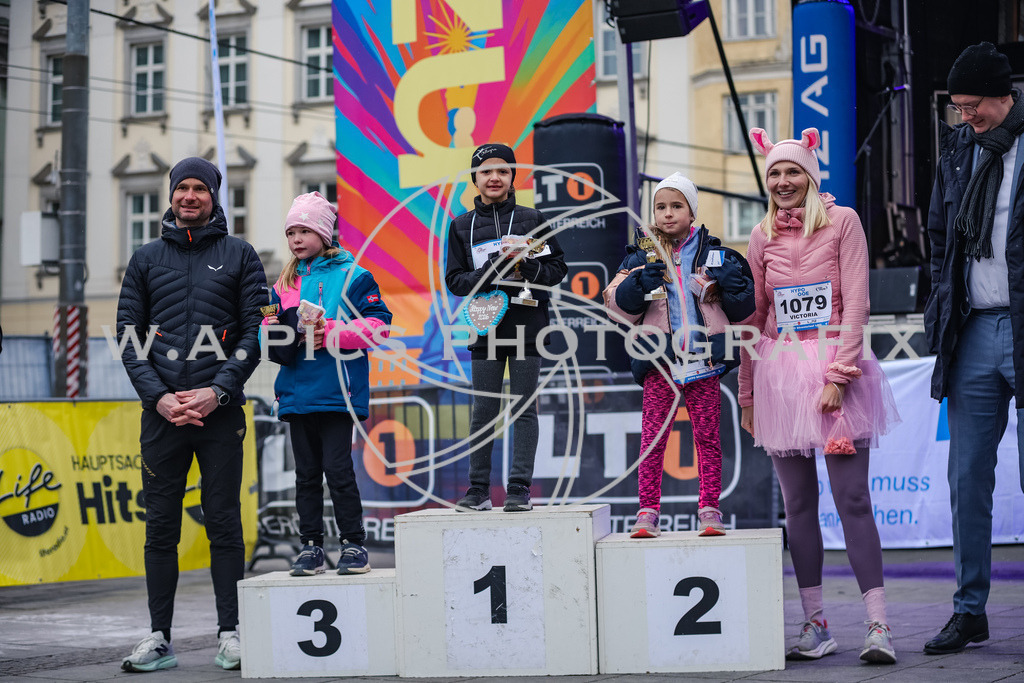 SILVESTERLAUF LINZ 25 | Linz, AUSTRIA, 31. Dezember 25, TRIRUN SILVESTERLAUF LINZ 25 , Image shows: 
Photo: WAPICS / BINDER Manuel