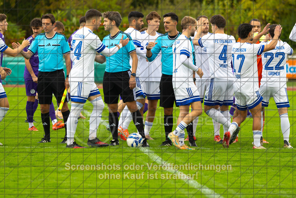20261010_152826_0787_(c)_by_PhotoPeet | #,1.FC Eislingen (weiß) vs. TSV Bernhausen (lila), Fussball, Landesliga 2 - wfv, 11. Spieltag, Saison 2026/2027, Rasenplatz, Eichbachstation, Haldenstraße, 73054 Eislingen, 10.10.2026 - 15:30 Uhr,Foto: PhotoPeet / Sport- &amp; Eventfotografie / Peter Harich
