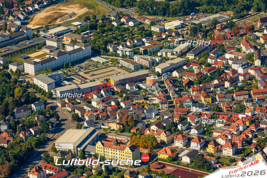 Luftaufnahme von Amberg - Die Luftaufnahme wurde 2025 vom UL-Flugzeug heraus erstellt ( keine Drohne ) - Hochauflösende Luftaufnahme - für professionelle Ausdrucke geeignet. Die Geschenkidee !Mit Lizenz und Bildrechte bestellbar