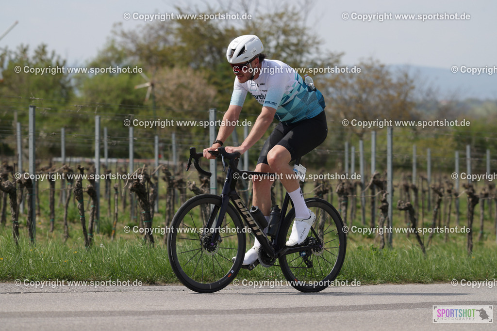 368A4312 | Neusiedlersee Radmarathon 2026@sportshot_your_pictrs #yourpictures#roadtowm2029 #nrm #neusiedlerseeradmarathon #neusiedlersee #neusiedlerseetourismus #burgenland #mörbisch #nrm26 #burgenlandtourismus #voglundco #poweredbyburgenlandtourismus #radsport #rad #marathon #ucigranfondo #visitburgenland #ucigranfondoworldseries