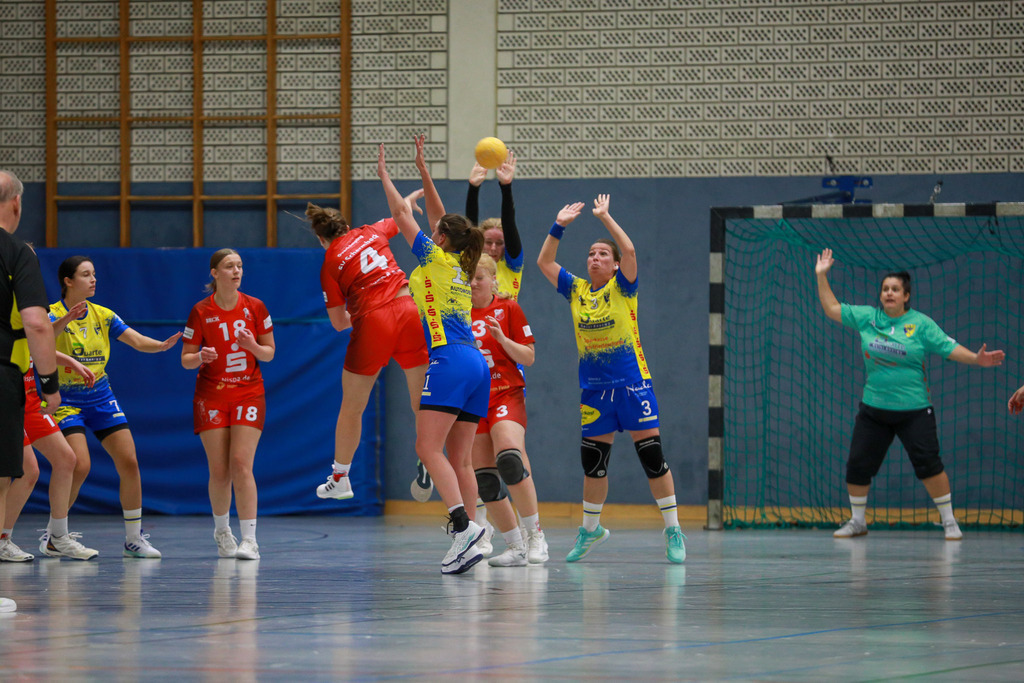 SVN_SvSchermbeck_051024_170 | Bildergalerie von Sport-Ereignissen aber auch von weiteren spannenden Dingen - nicht nur vom Niederrhein. In Anlehnung an den bekannten Spruch von Hanns Dieter Hüsch heißt das Motto: "Niederrhein ist überall".  - Realisiert mit Pictrs.com