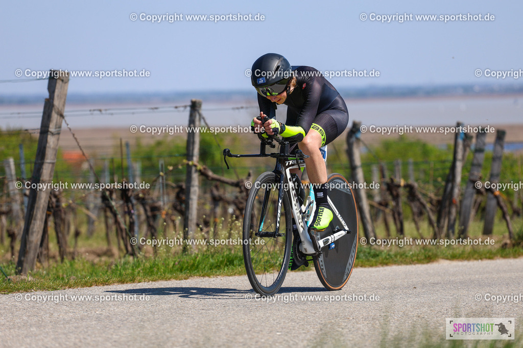 IMG_8995 | @sportshot_your_pictrs #yourpictures#roadtowm2029 #nrm #neusiedlerseeradmarathon #neusiedlersee #neusiedlerseetourismus #burgenland #mörbisch #nrm26 #burgenlandtourismus #voglundco #poweredbyburgenlandtourismus #radsport #rad #marathon #ucigranfondo #visitburgenland #ucigranfondoworldseries