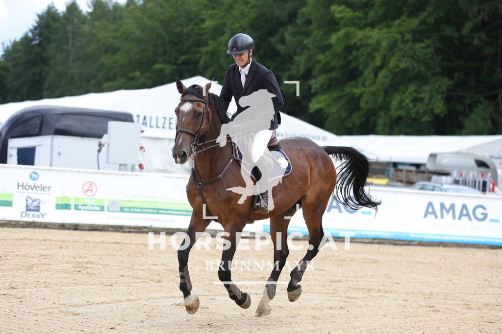 0P6A5695 | Willkommen bei Brunnmayr - Design & Fotografie – Ihrem Spezialisten für Reitturniere und Pferdeveranstaltungen in Oberösterreich, Salzburg und Bayern! Seit über 17 Jahren sind wir leidenschaftlich dabei.