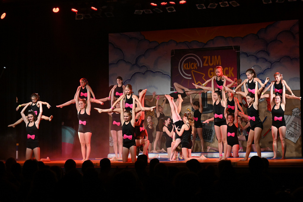 18. November 2022 - Abendundunterhaltung TV/DTV Neftenbach | 18. November 2022 / MZH Auenrain, Neftenbach
Abendundunterhaltung TV/DTV Neftenbach
Motto: Klick zum Glück
Bild: Sportfotografie Markus Aeschimann | www.markus-aeschimann.ch - Realisiert mit Pictrs.com